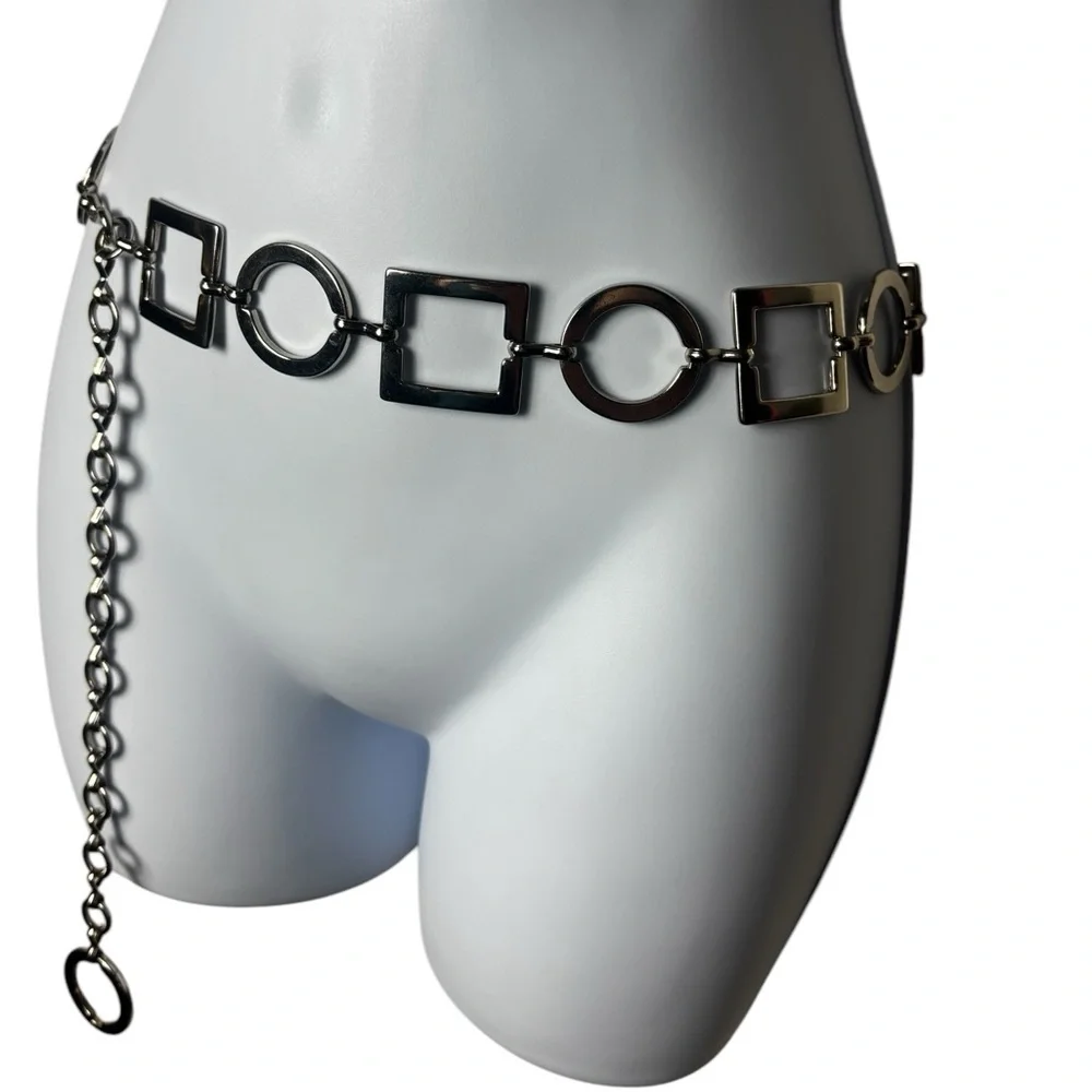 Metal chunky Silver chain statement belt silver one size womens